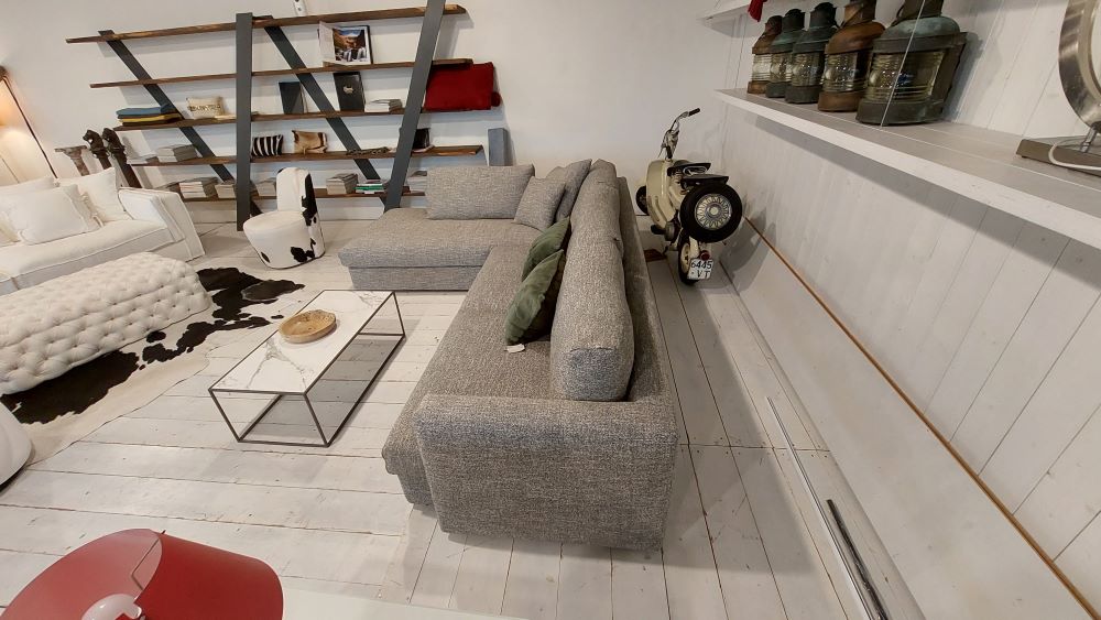 DYLAN_outlet2 DYLAN_outlet2